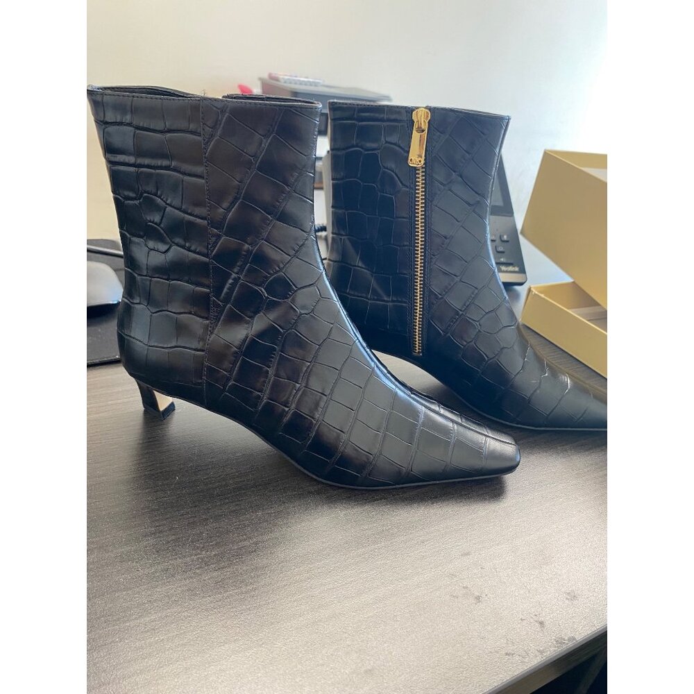 Michael Michael Kors Womens Cosmo Croc Embossed Boots Black Size 6.5m Defected